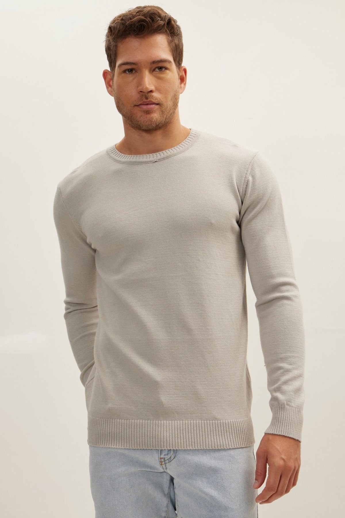 Men's Soft Drape Crew Neck Classic Sweater – Gray