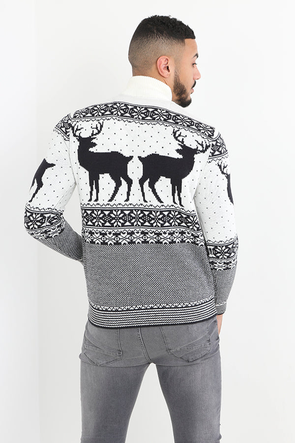 Men's Quarter-Zip Sweater – detail