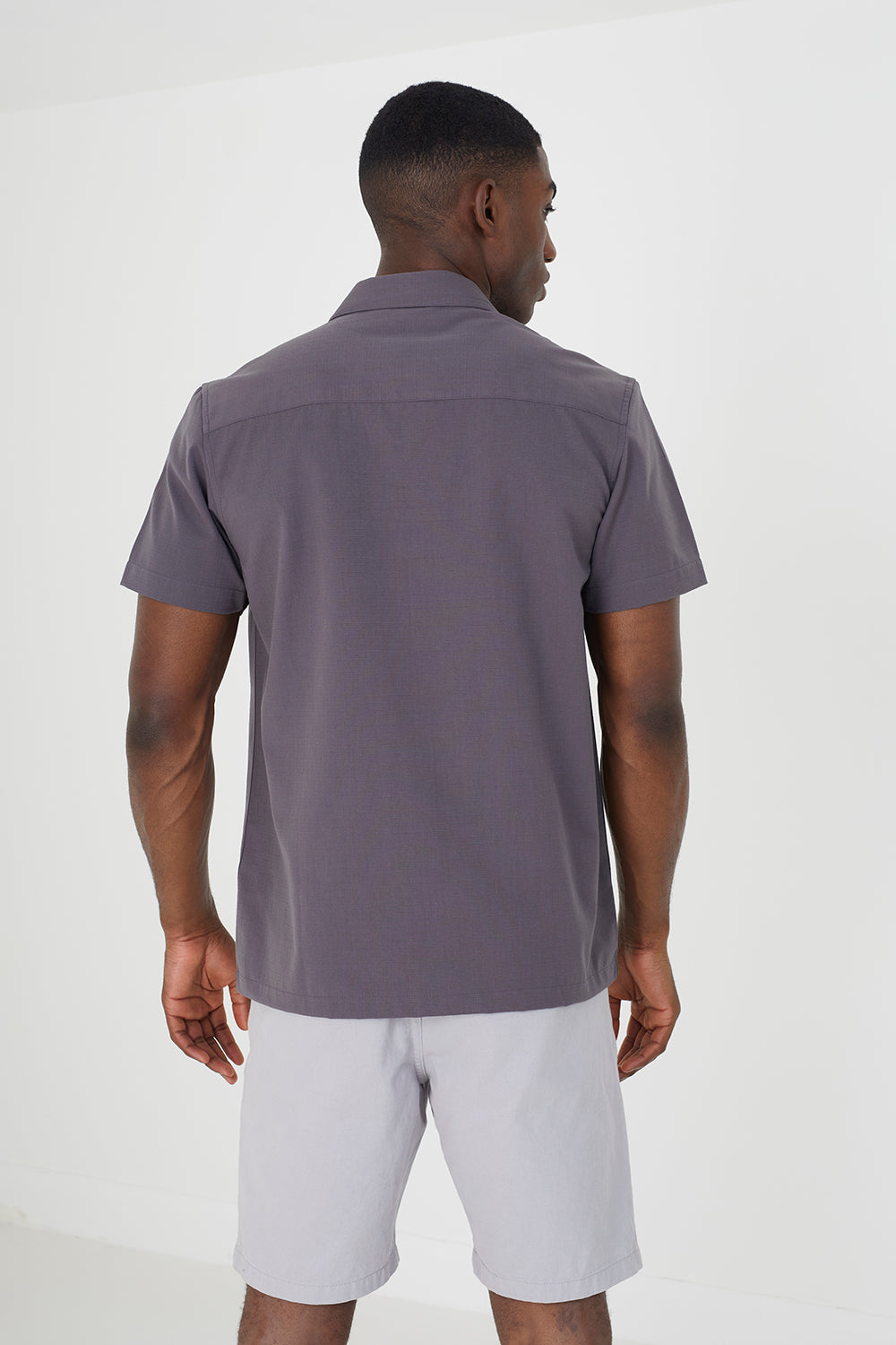 Men's Revere Collar Shirt – detail