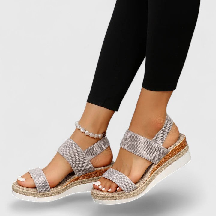 Lowri | Women's Comfortable Sandals | Orthopaedic Cushioned Arch