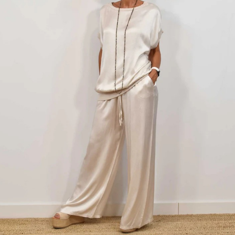 Women's Two-Piece Set | Loose Silhouette Top and Trousers
