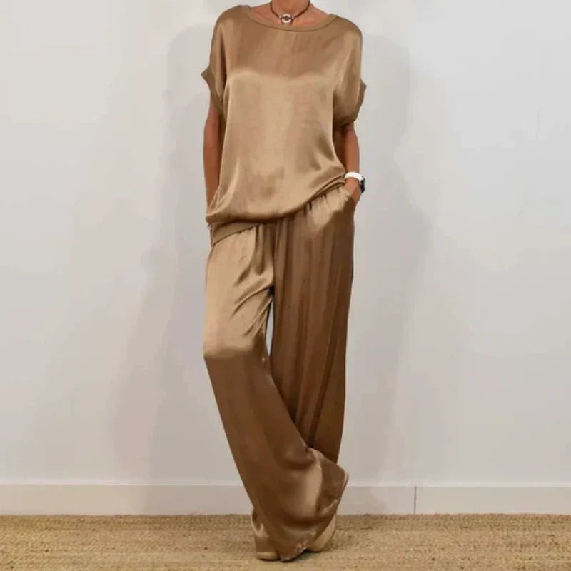Women's Two-Piece Set | Loose Silhouette Top and Trousers